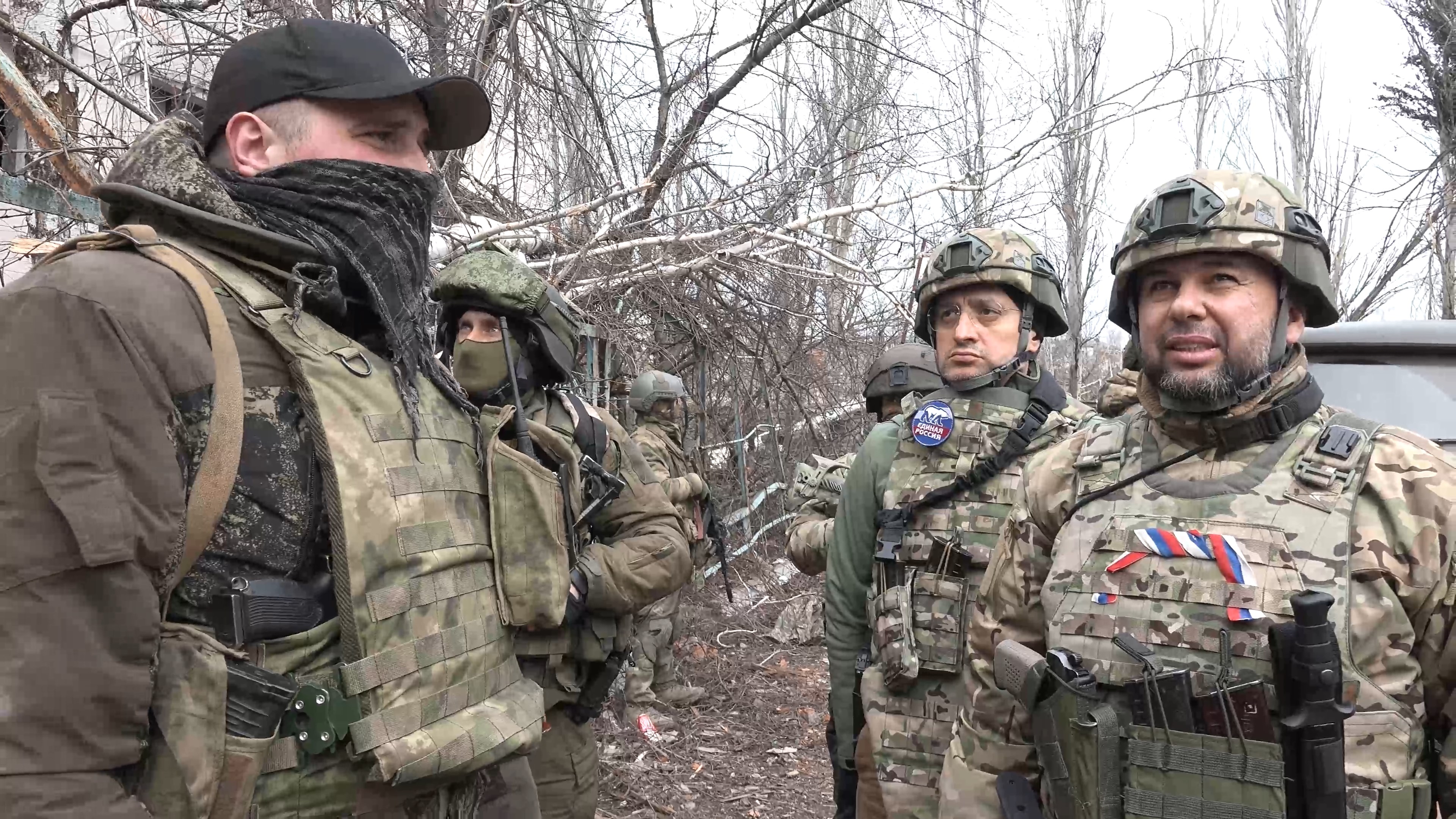 соледар днр. соледар днр. частная военная компания. российские чвк. штаб территориальной обороны днр.